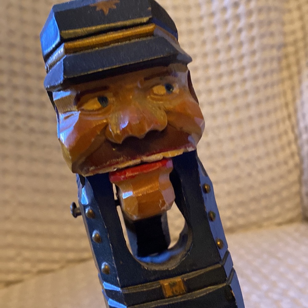 VTG Nutcracker English BOBBY Eclectic Grandpa Classic Unusual Carved Wood